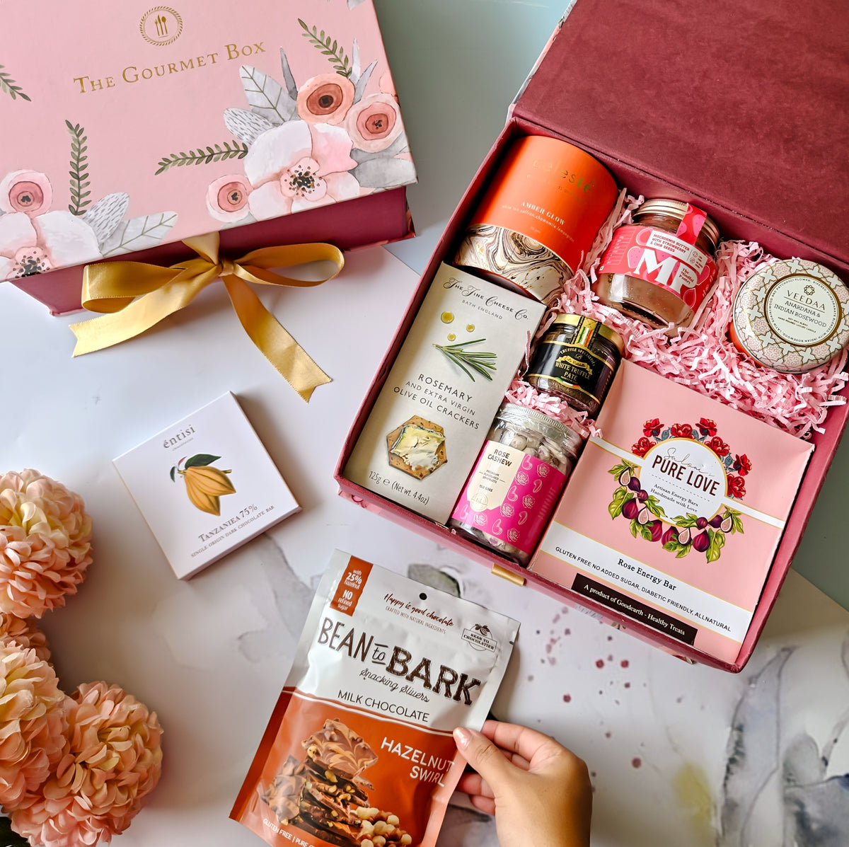 Buy Premium Gift Hamper Online In India | The Gourmet Box